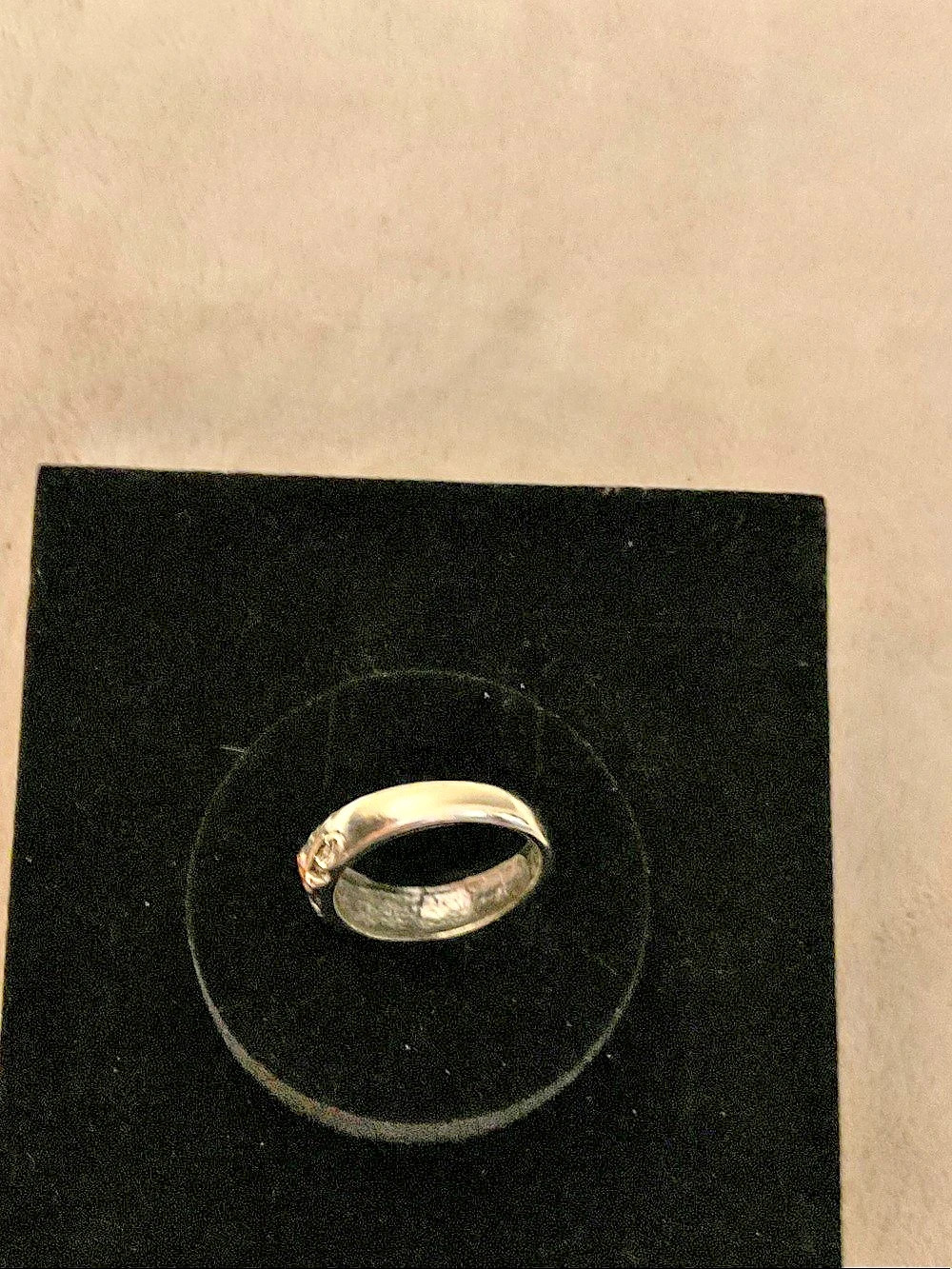 Engraved Two-Tone Ring - Picture 5 of 5